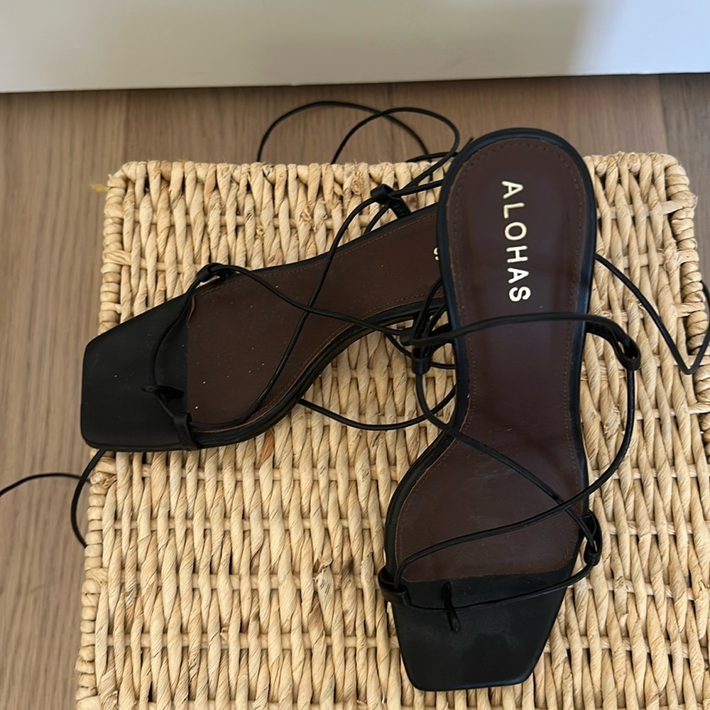 Alohas strappy heels - black, size 39